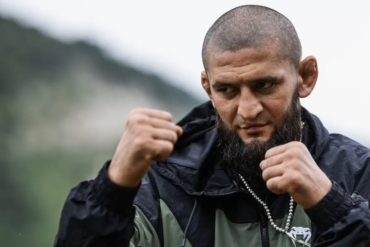 Petarung MMA Khamzat Chimaev Pamer Skill Gulat, Tak Gentar Meski Ada Islam Makhachev di UFC 308