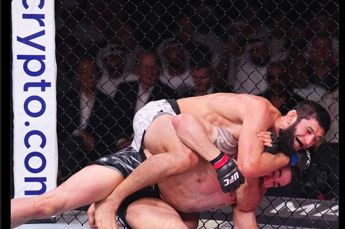 Aksi Khamzat Chimaev Tumbangkan Eks Juara UFC Tak Bikin Kaget Sosok Ini