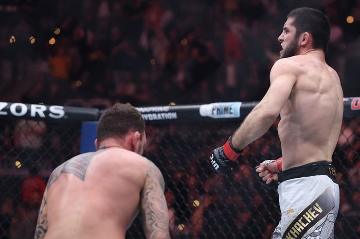 Islam Makhachev Dibela Legenda UFC, Ilia Topuria Cuma Gertak Sambal